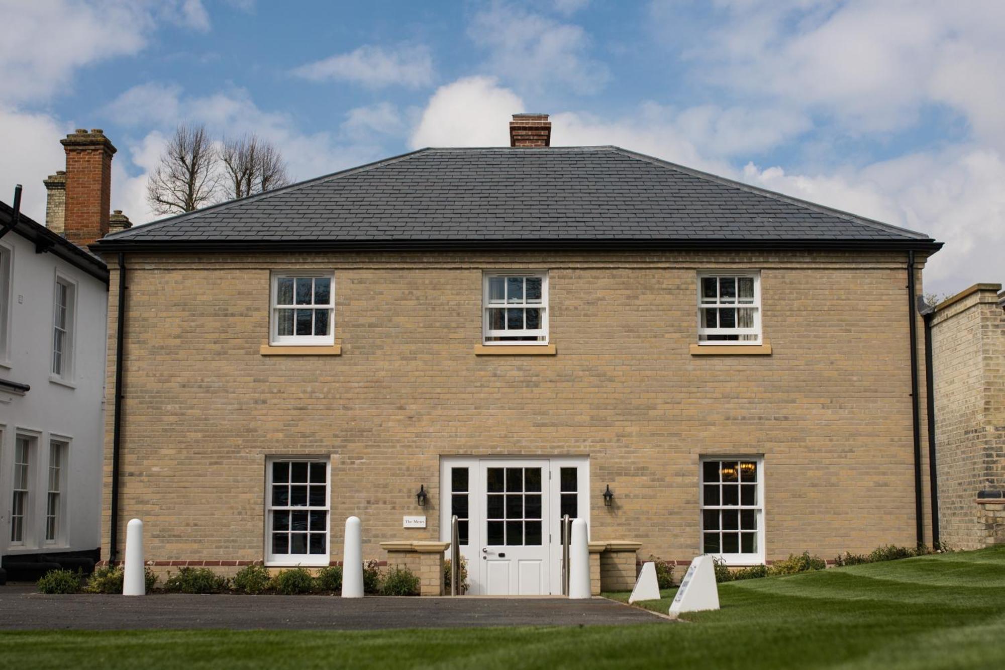 Bedford Lodge Hotel & Spa Newmarket  Exterior photo